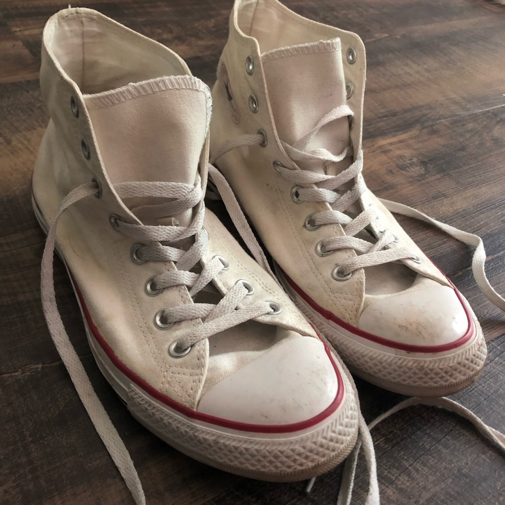men’s size 9 women’s 11 white high top converse